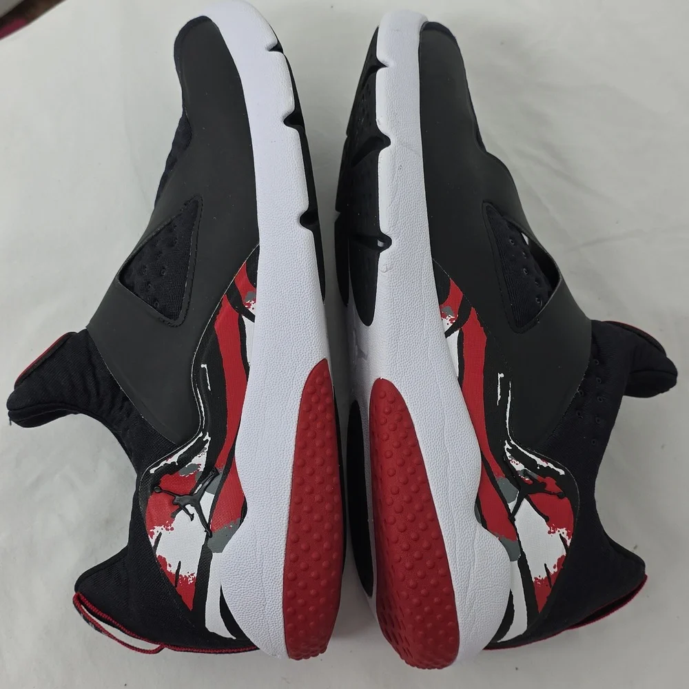 Nike Air Jordan Trainer‎ Essential Training Shoes Black Red 888122-016 Mens Sz 9